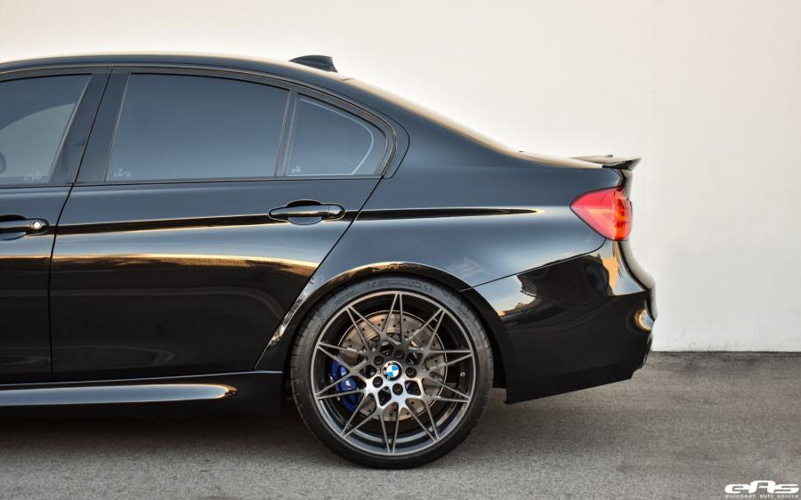 Детали экстерьера BMW M3 Sedan Black Sapphire ZCP by EAS 2018 года  (фото 6 из 14)